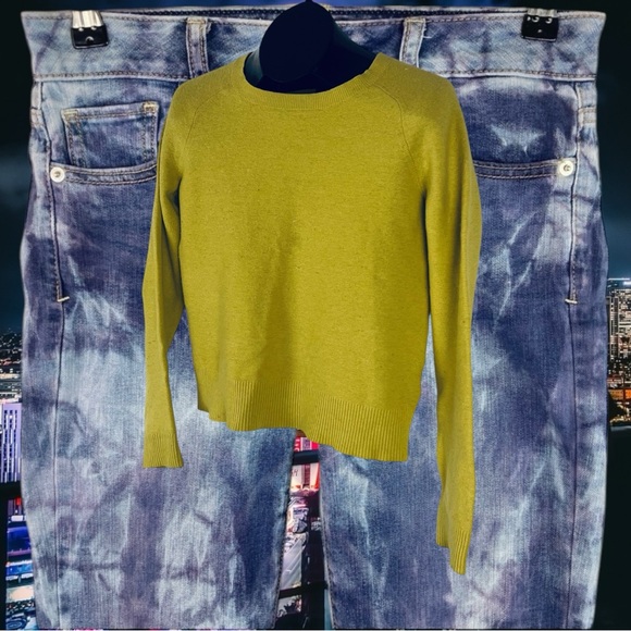 "BANANA Republic Italian Merino Yellow Crew Neck Sweater size M- Think Van Gogh - Picture 10 of 10